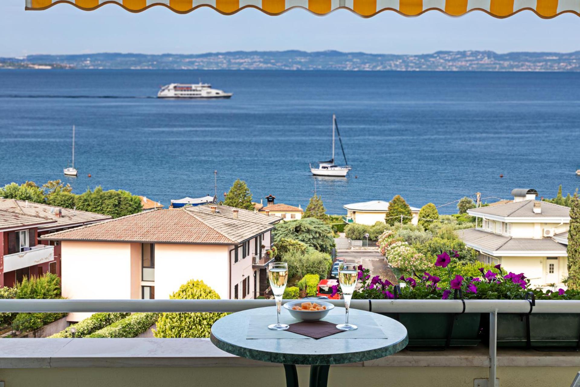 Hotel Gardenia & Villa Charme Adults Friendly 4Star Service Bardolino Exteriér fotografie