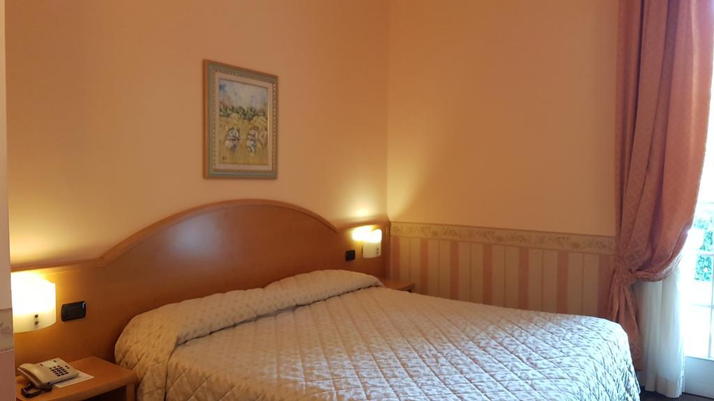 Hotel Gardenia & Villa Charme Adults Friendly 4Star Service Bardolino Exteriér fotografie