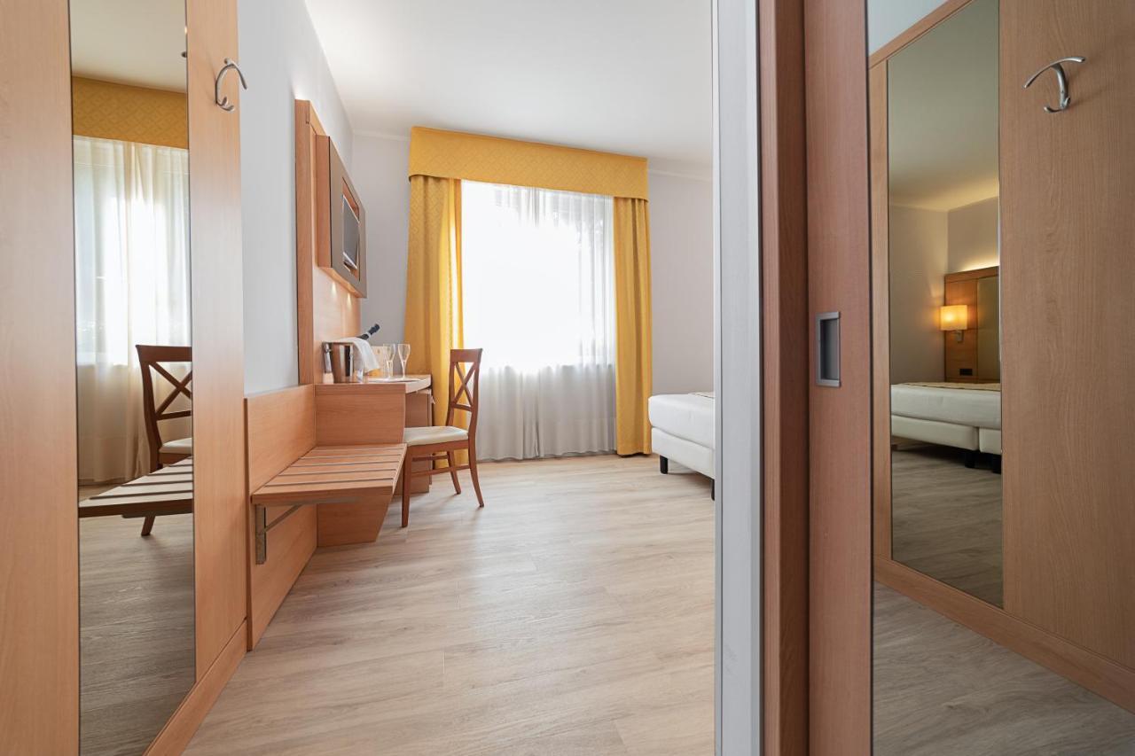 Hotel Gardenia & Villa Charme Adults Friendly 4Star Service Bardolino Exteriér fotografie
